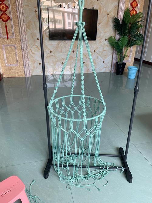 棉绳编织的猫咪吊篮